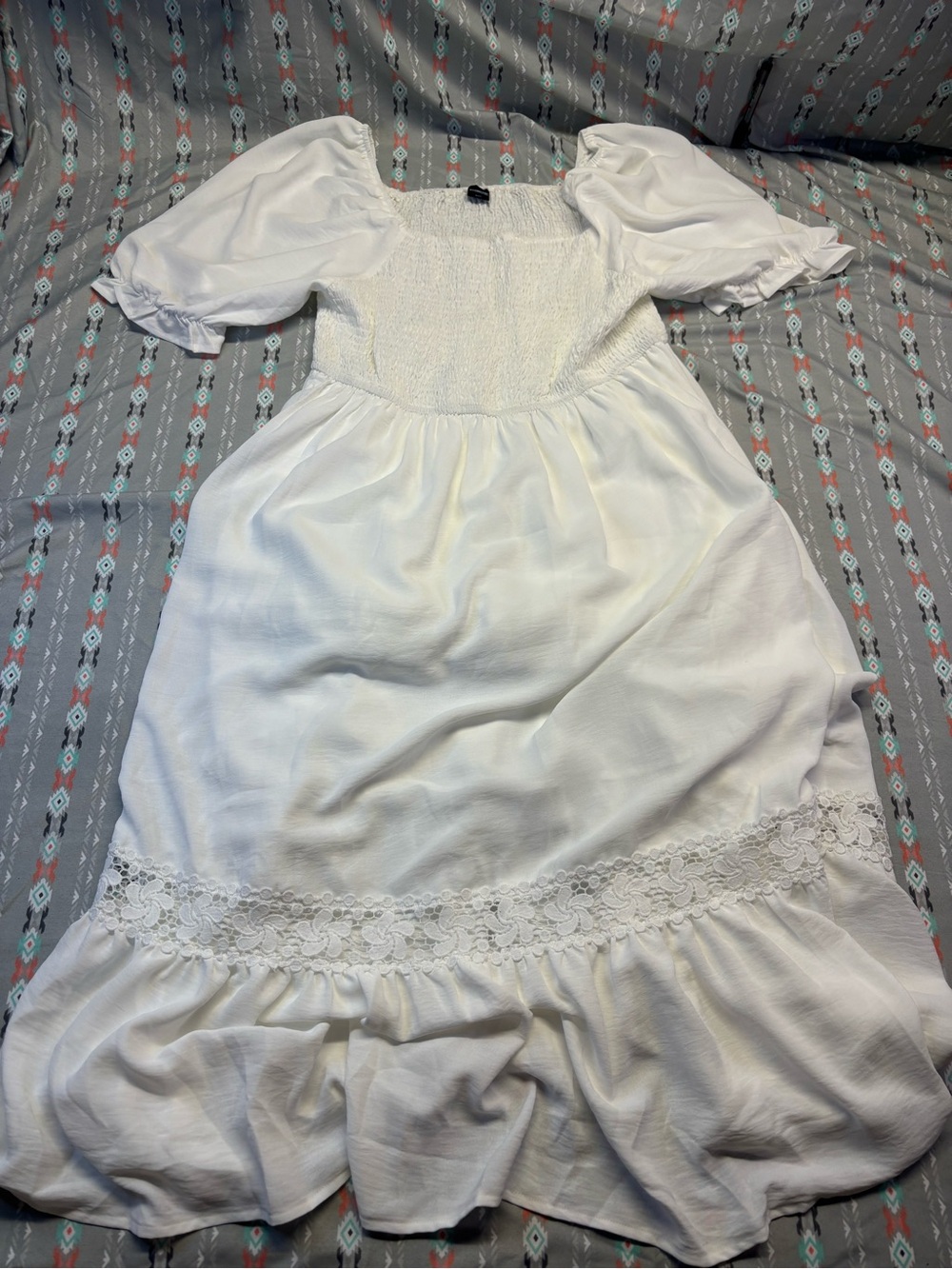 🍄Women’s White Maxi Dress with Puff Sleeves